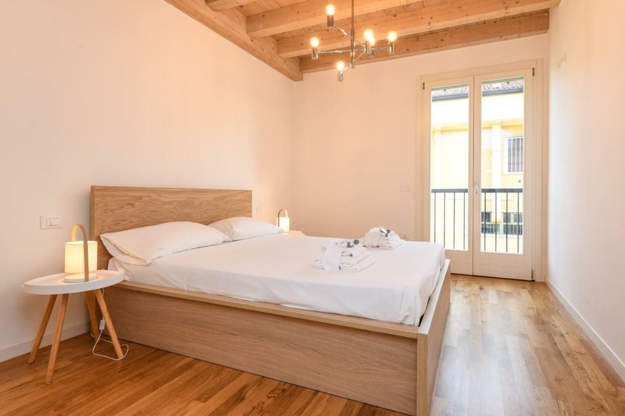 My Peschiera Family Home Deluxe Peschiera del Garda Exteriör bild